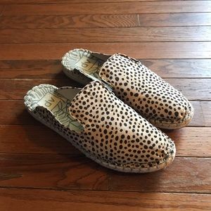 DV Espadrille Leopard Slides